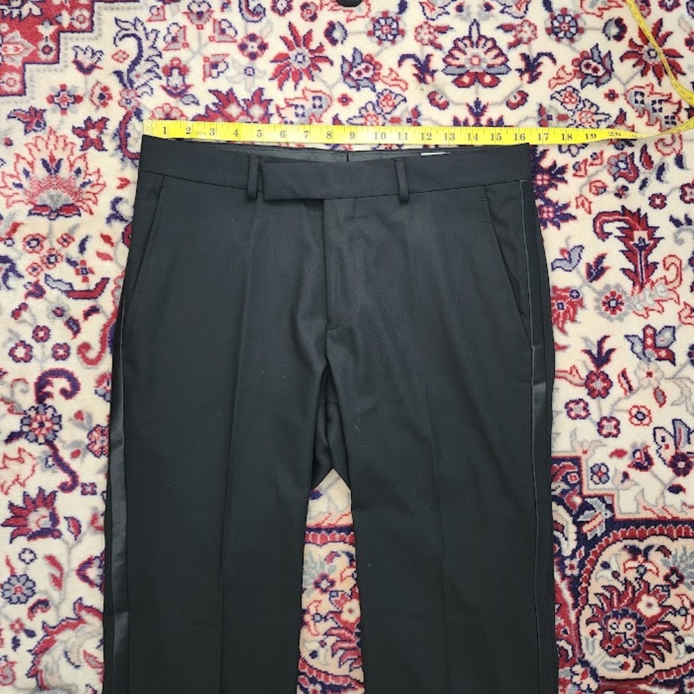 Kenneth Cole Reaction Tuxedo NWT 38S - Picture 9 of 15
